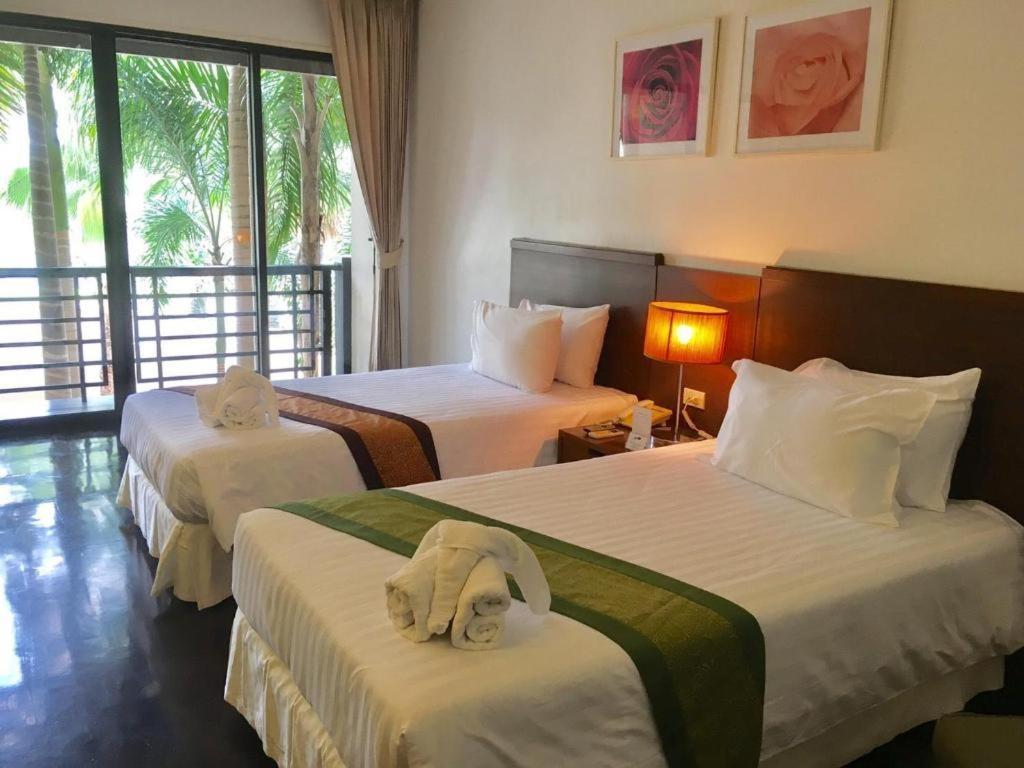 Hotel Suwan Golf & Country Club Nakhon Pathom Esterno foto