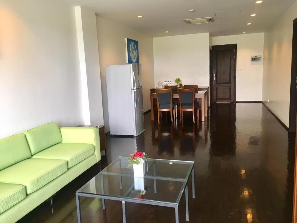 Hotel Suwan Golf & Country Club Nakhon Pathom Esterno foto