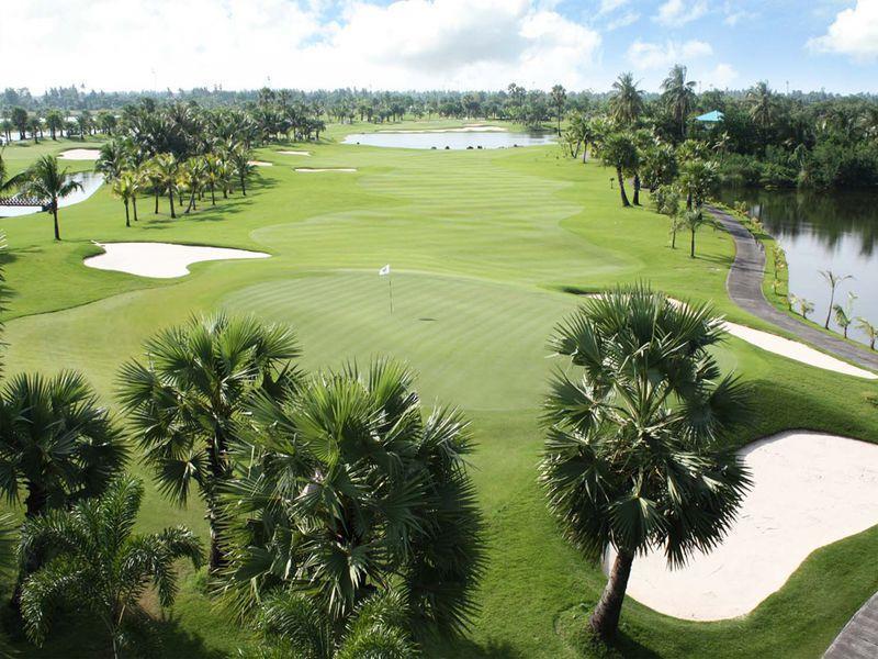 Hotel Suwan Golf & Country Club Nakhon Pathom Esterno foto