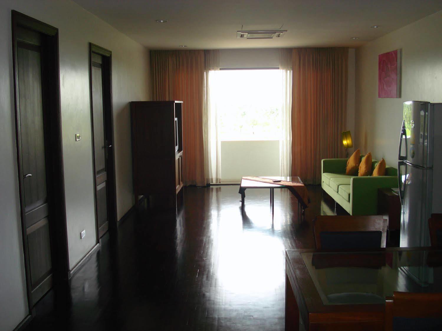 Hotel Suwan Golf & Country Club Nakhon Pathom Esterno foto