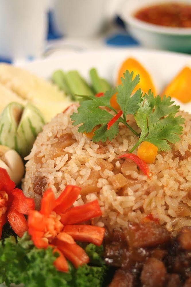 Hotel Suwan Golf & Country Club Nakhon Pathom Esterno foto