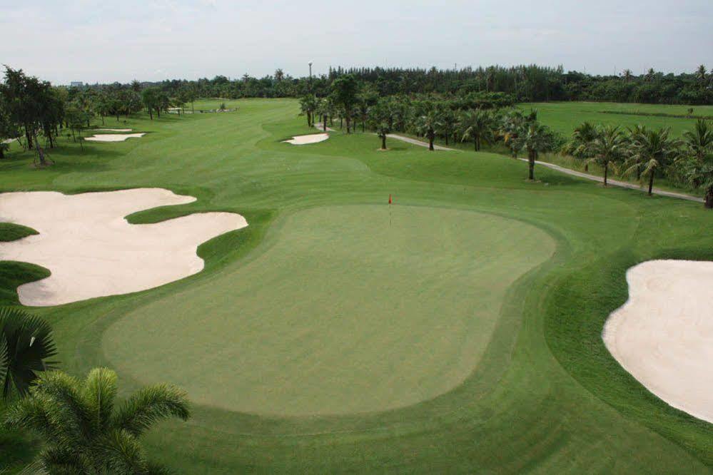 Hotel Suwan Golf & Country Club Nakhon Pathom Esterno foto